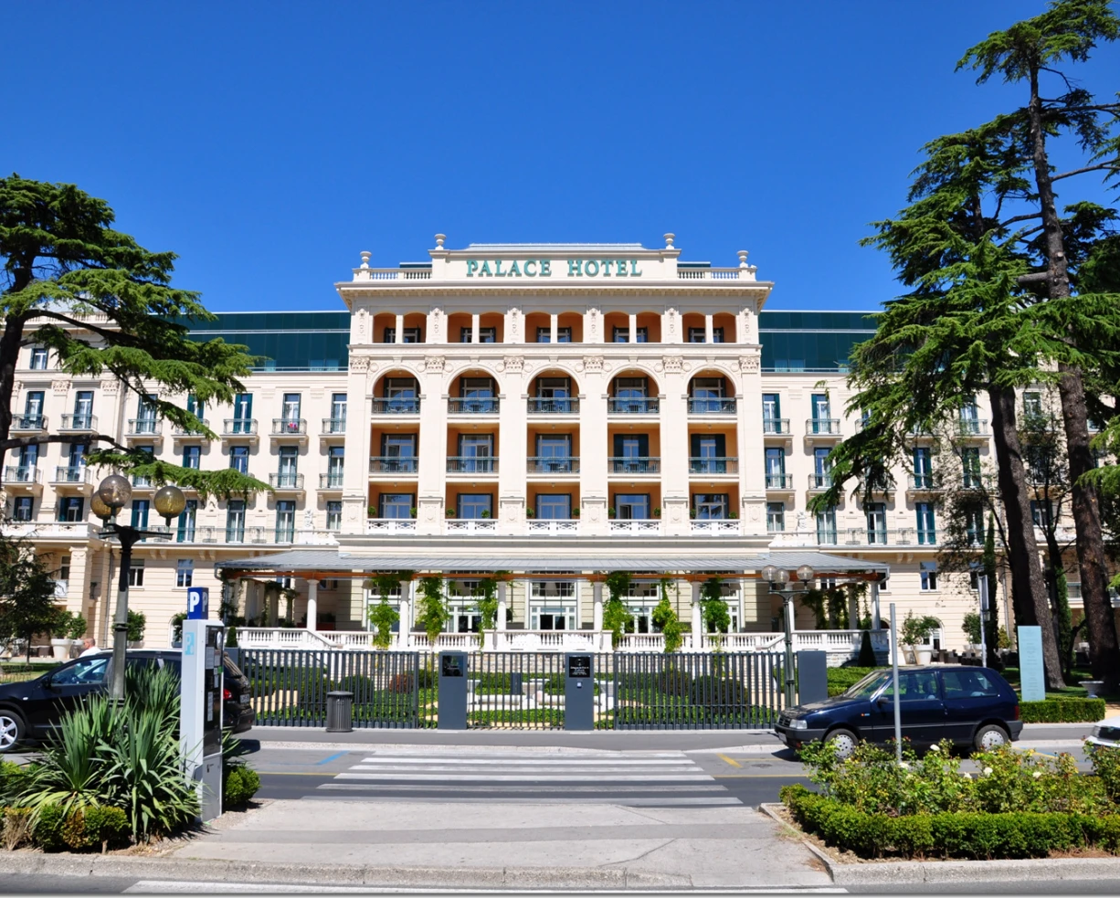 Konec ere Kempinskega: Portoroški Palace išče novega prestižnega upravljalca