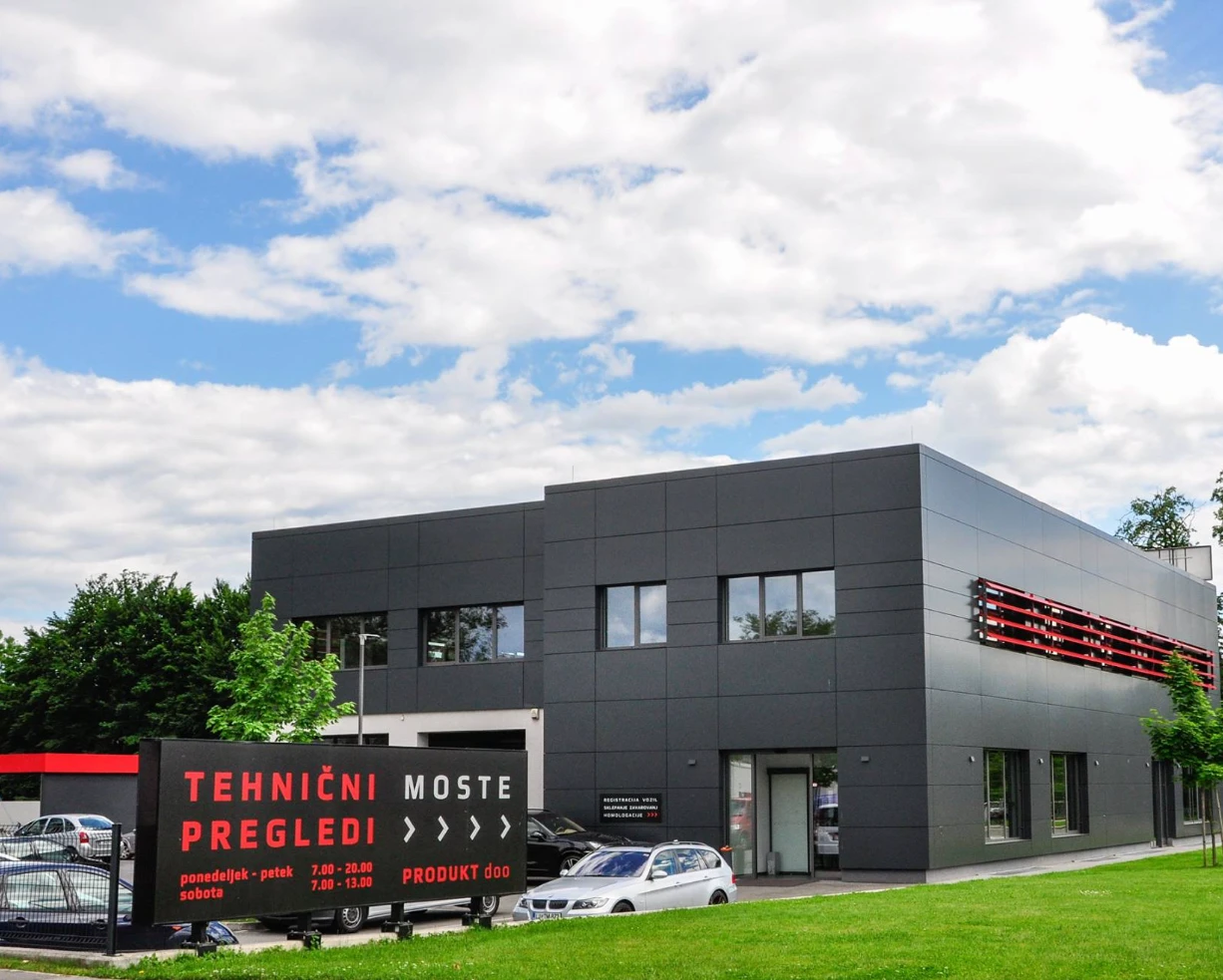 Podkupnine za tehnične preglede: znanemu avtoprevozniku 100.000 evrov kazni in pogojni zapor